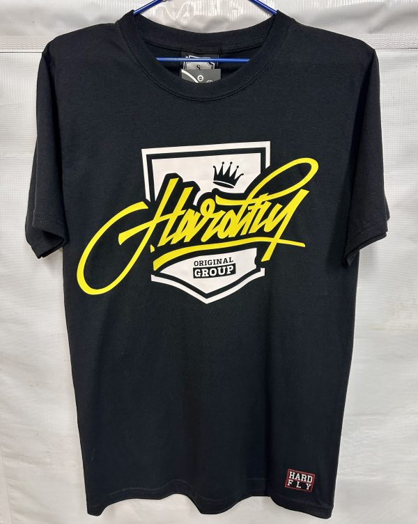 Polera negra original group logo amarillo - hardfly